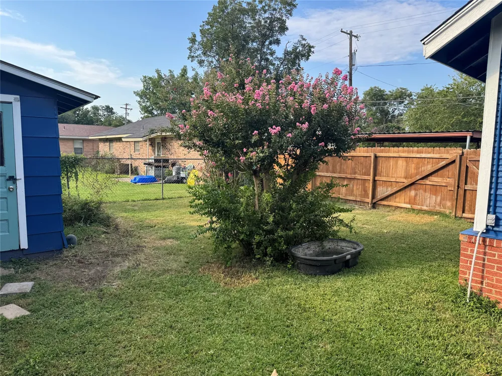 655 Race Street Stephenville, TX 76401