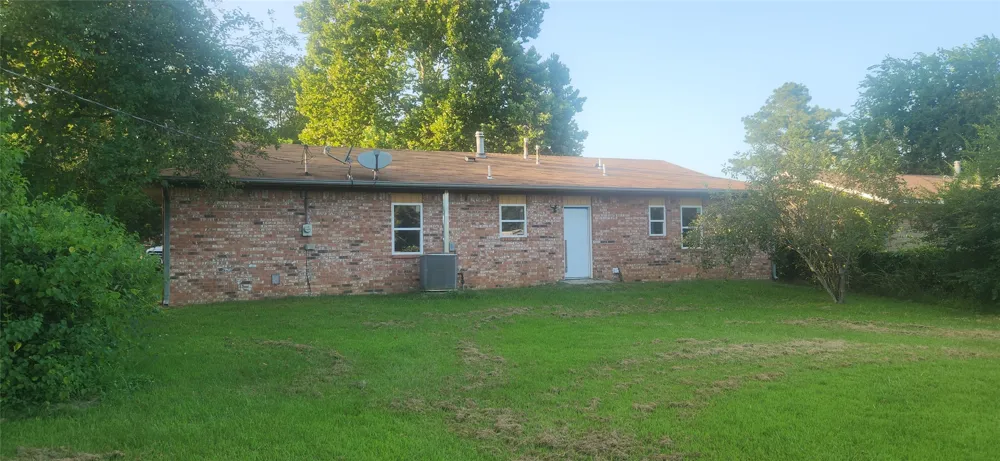 610 6th Street Talihina, OK 74571