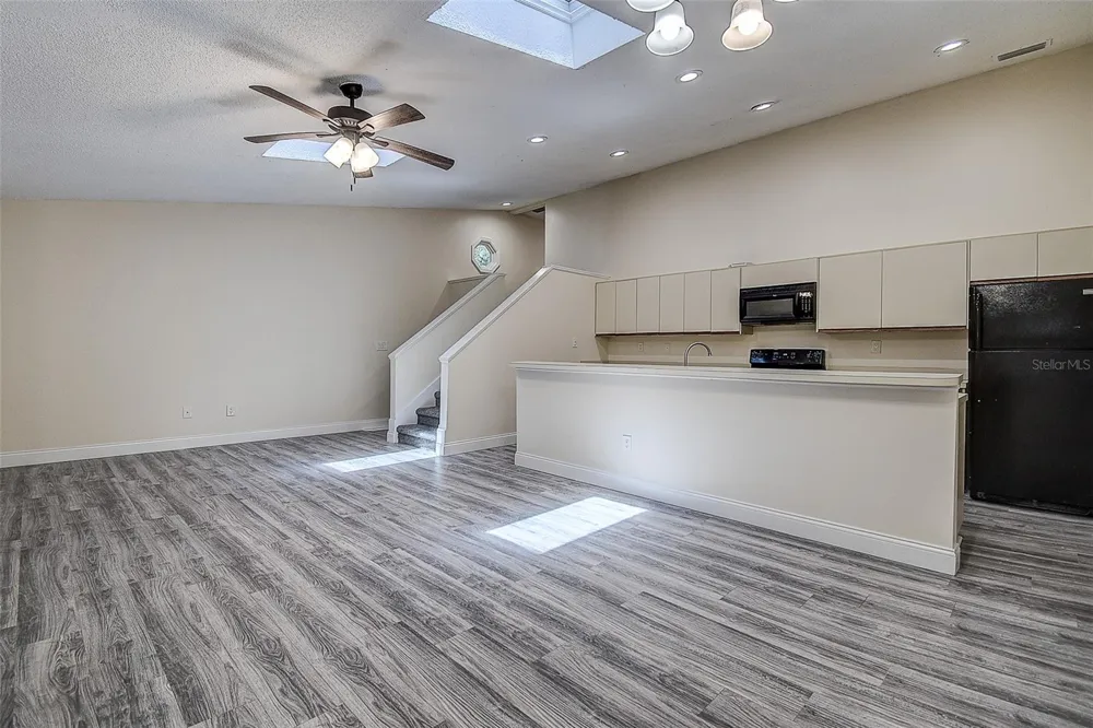 6334 92ND PLACE #2401 Pinellas Park, FL 33782