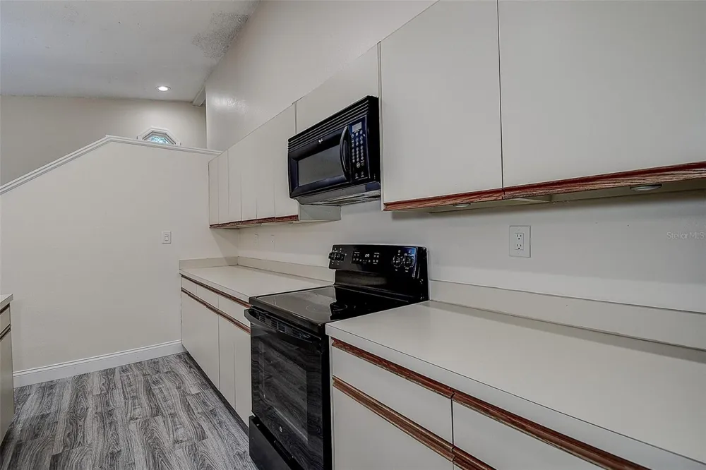 6334 92ND PLACE #2401 Pinellas Park, FL 33782