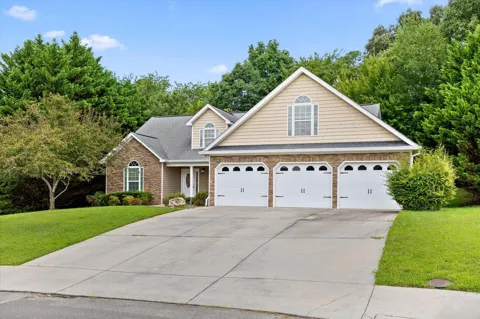 322 Peachtree Circle