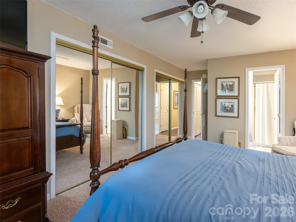 3804 Florham Place Asheville, NC 28806
