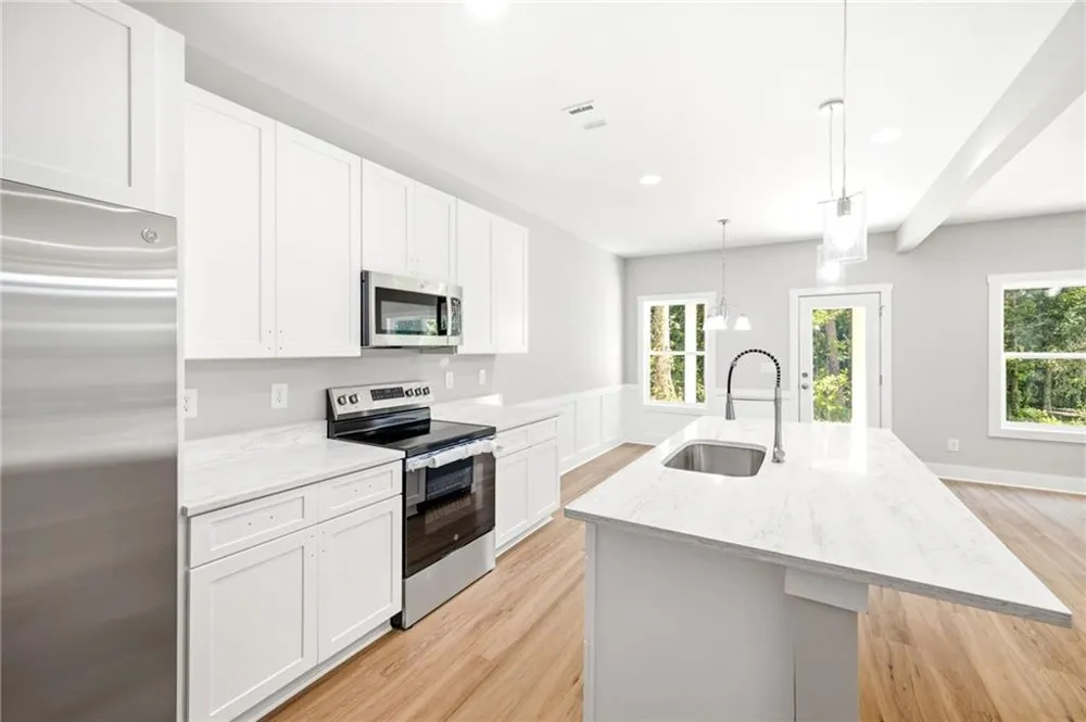 318 Stonington Drive Mount Airy, GA 30563