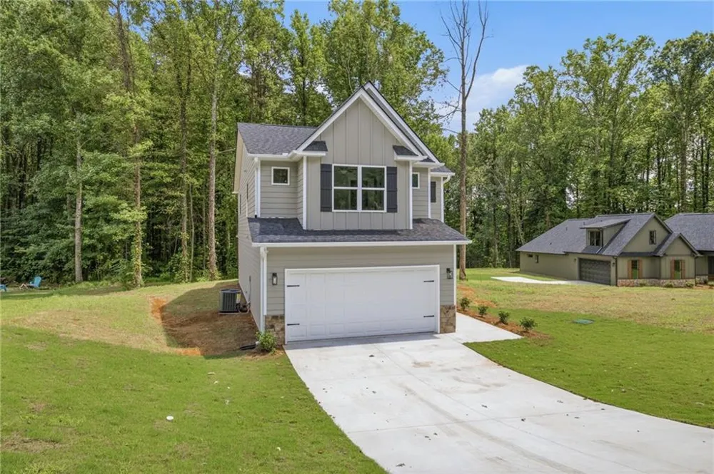 318 Stonington Drive Mount Airy, GA 30563