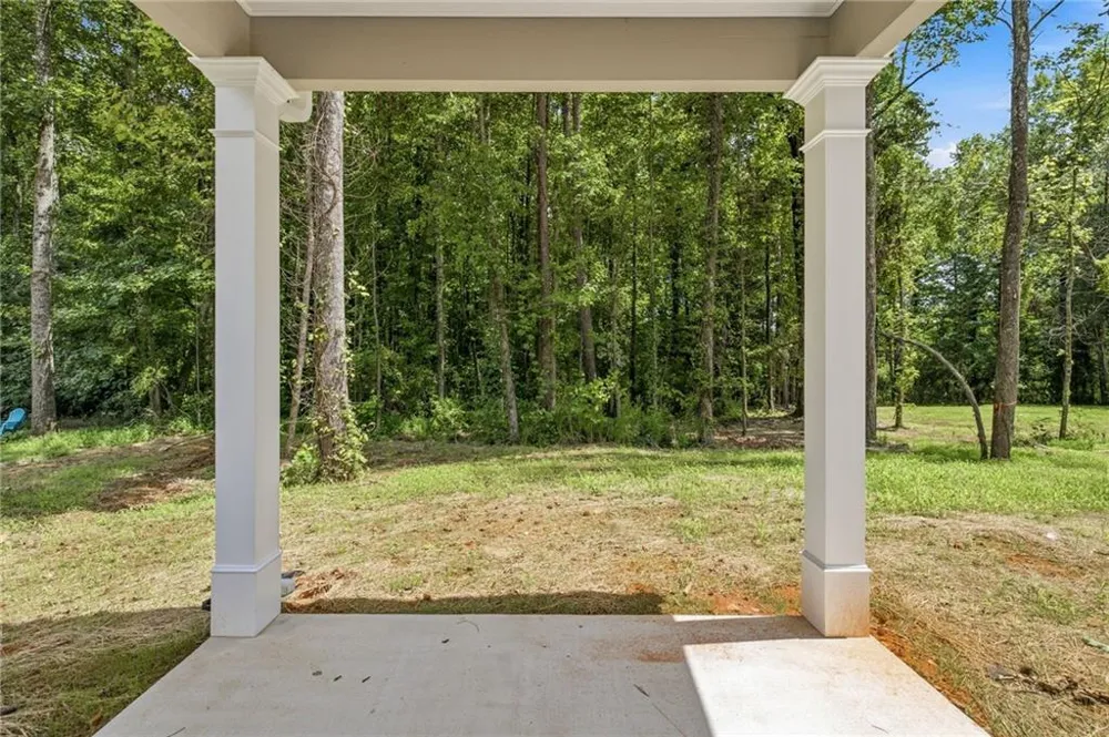 318 Stonington Drive Mount Airy, GA 30563