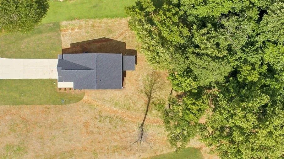 318 Stonington Drive Mount Airy, GA 30563