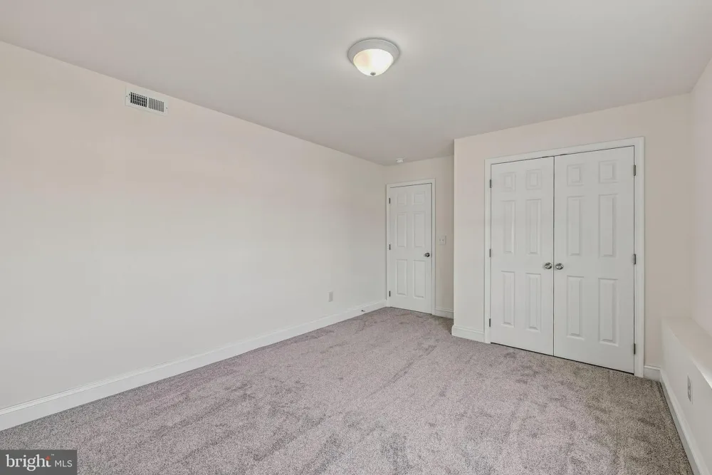 77 EISENHOWER CIRCLE Inwood, WV 25428
