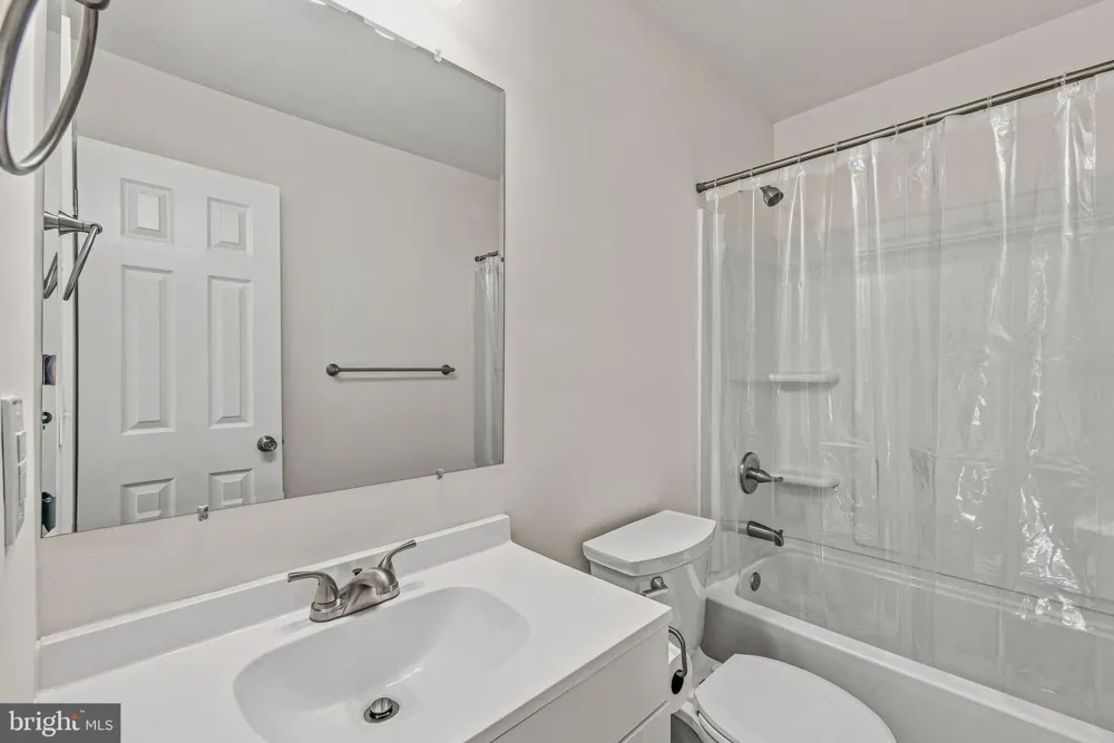 77 EISENHOWER CIRCLE Inwood, WV 25428