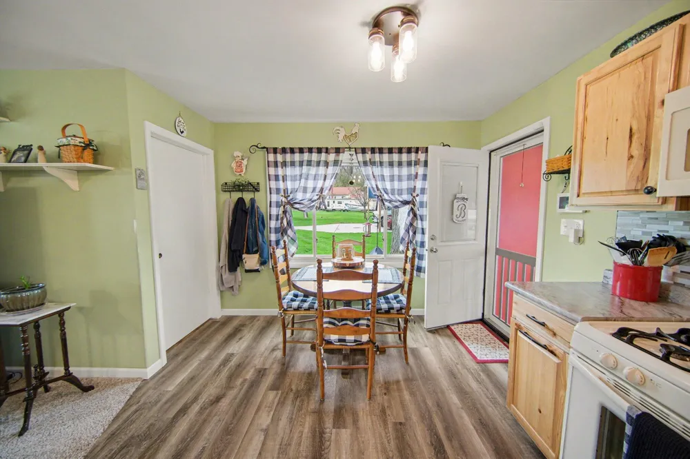 302 Hillsdale Street Jackson, MI 49202