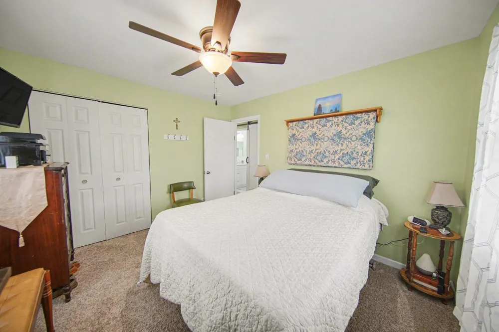302 Hillsdale Street Jackson, MI 49202