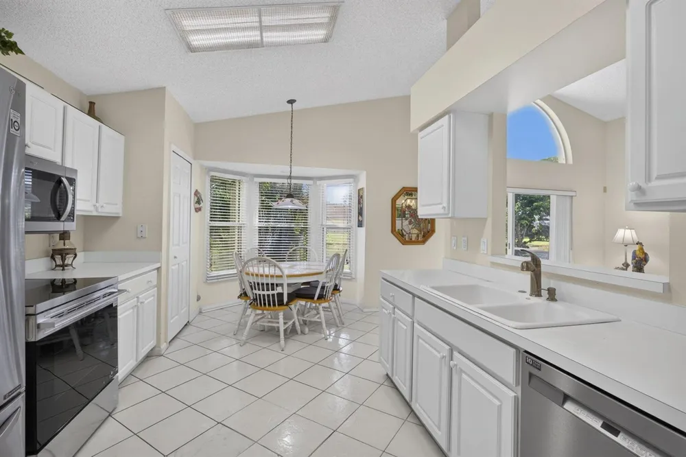 2221 SOUNDINGS COURT 