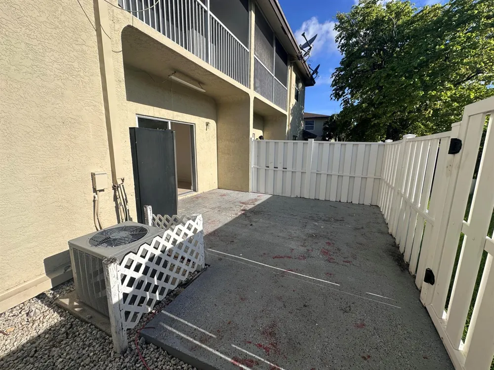 3590 NW 91ST LANE #3590 Sunrise, FL 33351