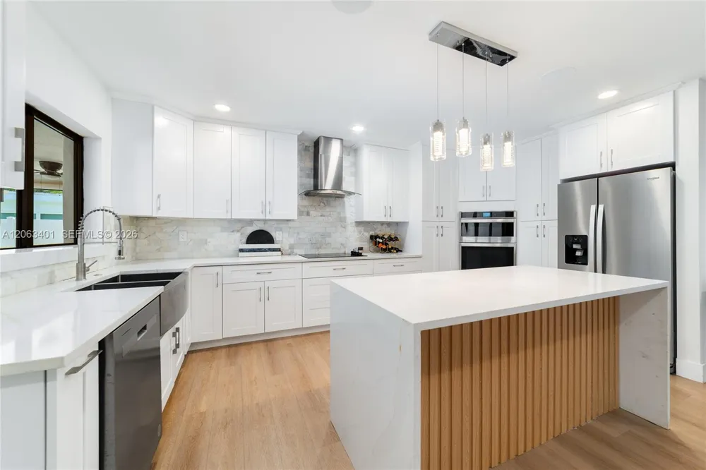 1520 SW 68th Ave Plantation, FL 33317