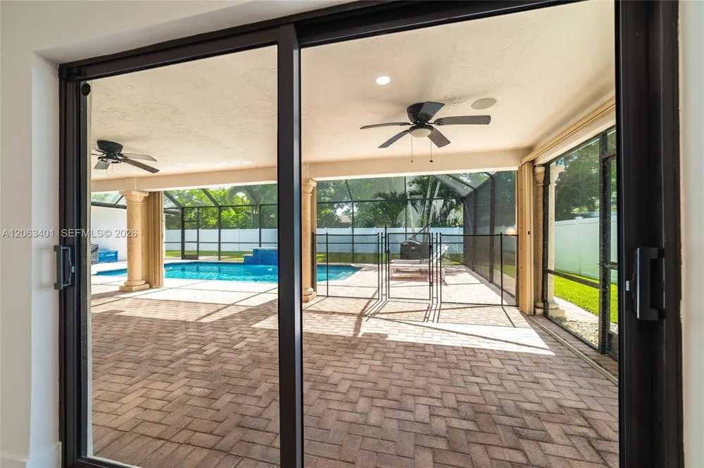 1520 SW 68th Ave Plantation, FL 33317