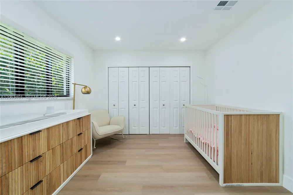 1520 SW 68th Ave Plantation, FL 33317