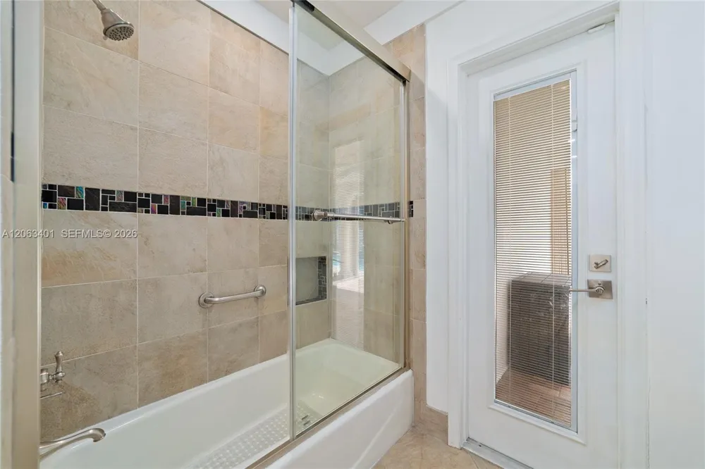 1520 SW 68th Ave Plantation, FL 33317