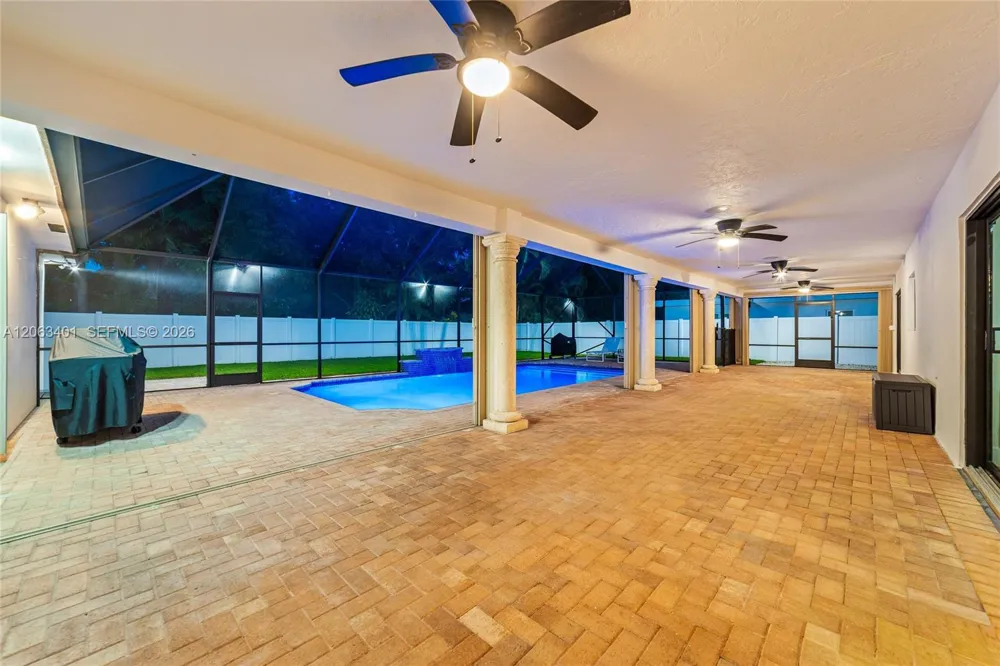 1520 SW 68th Ave Plantation, FL 33317