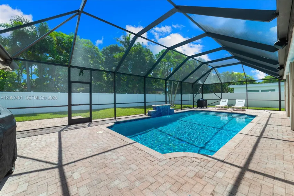 1520 SW 68th Ave Plantation, FL 33317