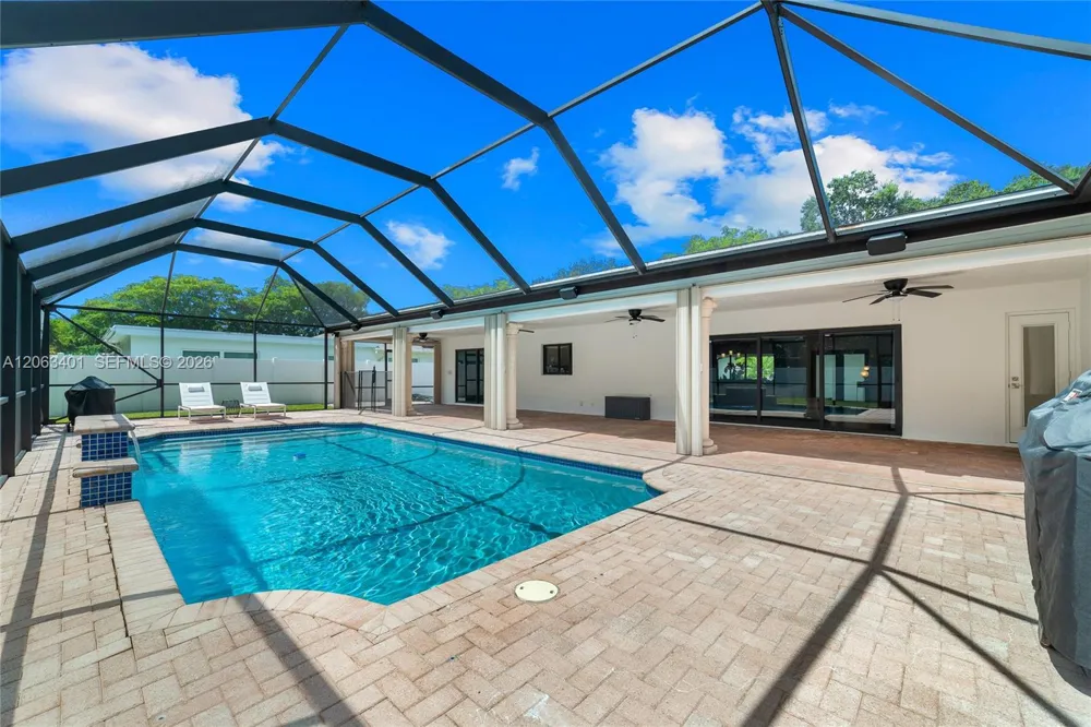 1520 SW 68th Ave Plantation, FL 33317