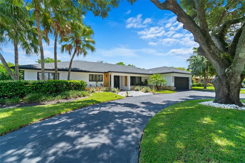 1520 SW 68th Ave Plantation, FL 33317