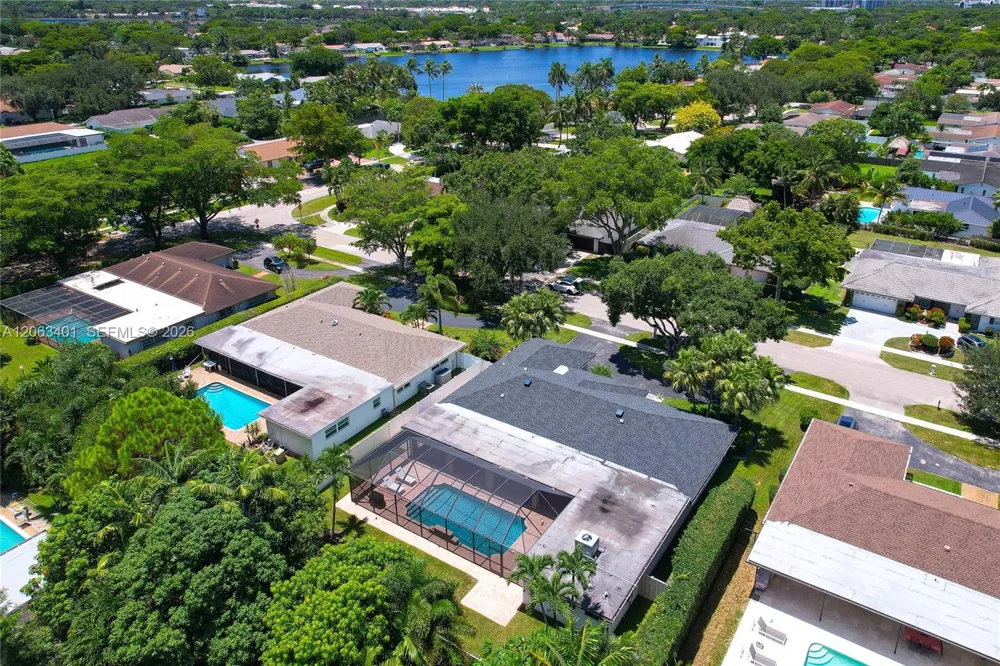 1520 SW 68th Ave Plantation, FL 33317