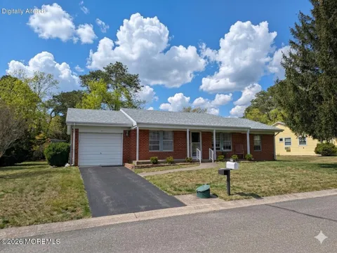 29 Moccasin Drive