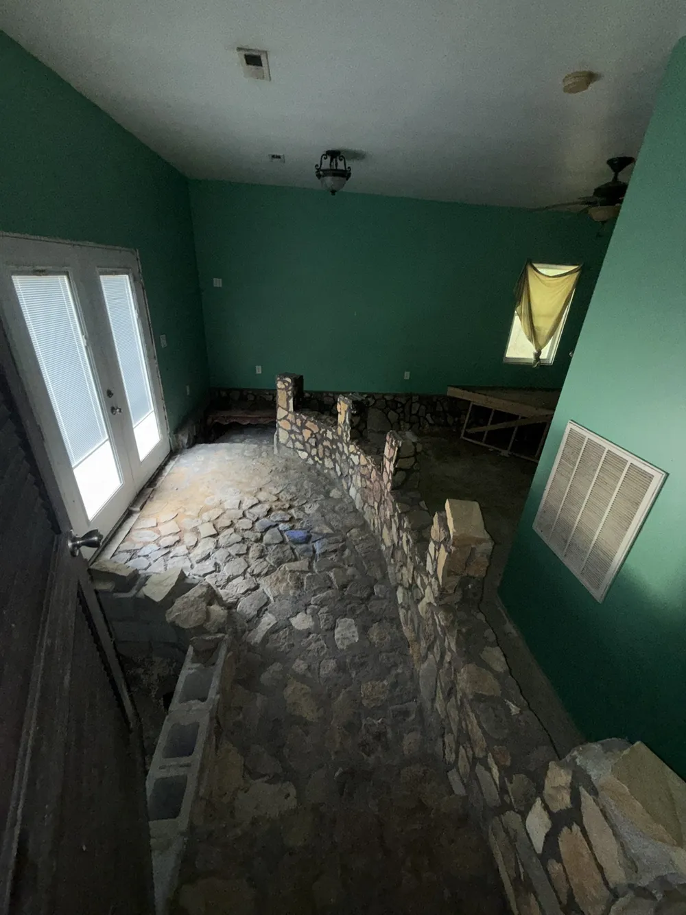 141 Hollow Springs Rd Woodbury, TN 37190