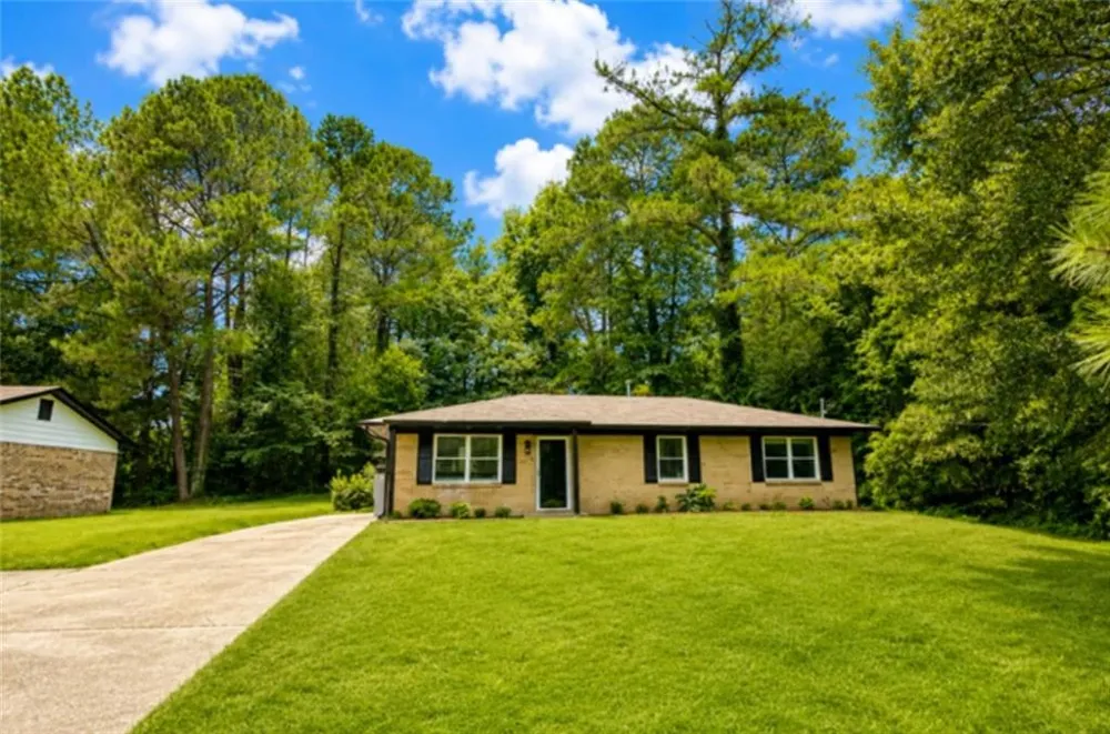 1765 Highpoint Road Snellville, GA 30078