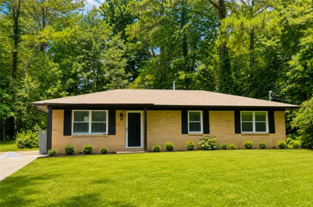 1765 Highpoint Road Snellville, GA 30078