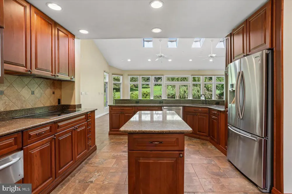 13113 CHESTNUT OAK DRIVE Darnestown, MD 20878