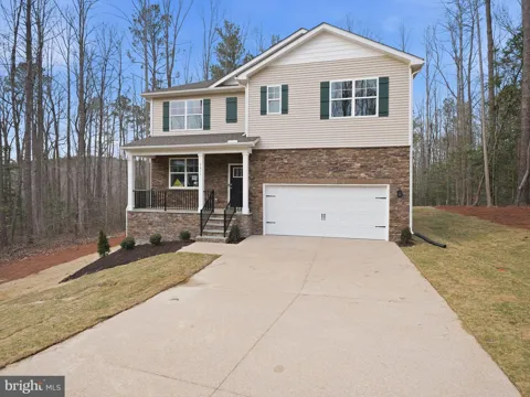 138 LIBERTY LANE