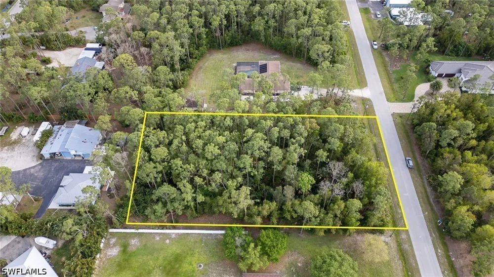 LUCI DRIVE Bonita Springs, FL 34135