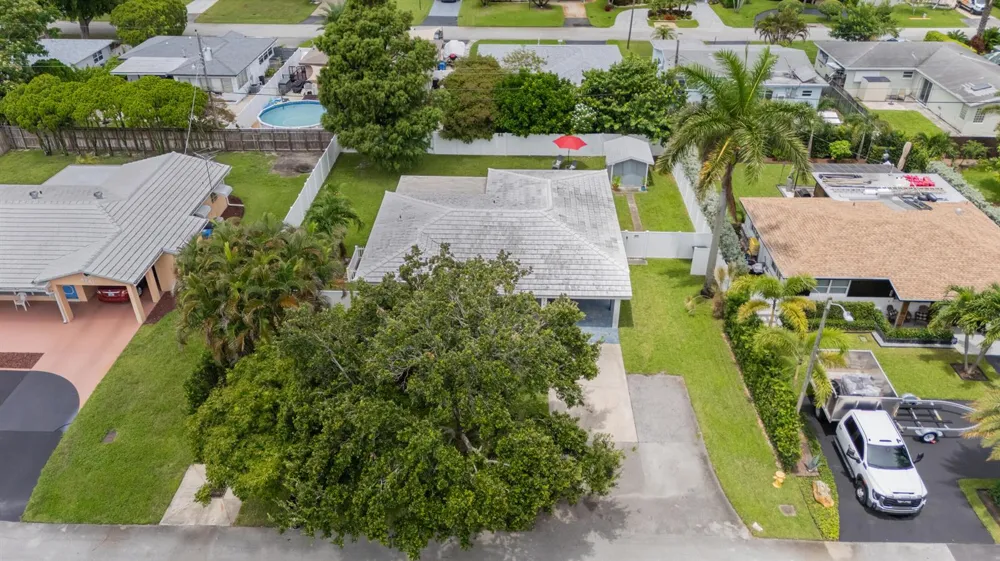 4761 NE 2ND TERRACE Oakland Park, FL 33334