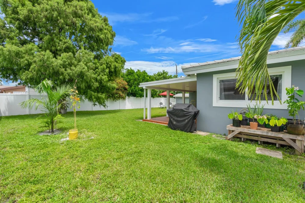 4761 NE 2ND TERRACE Oakland Park, FL 33334