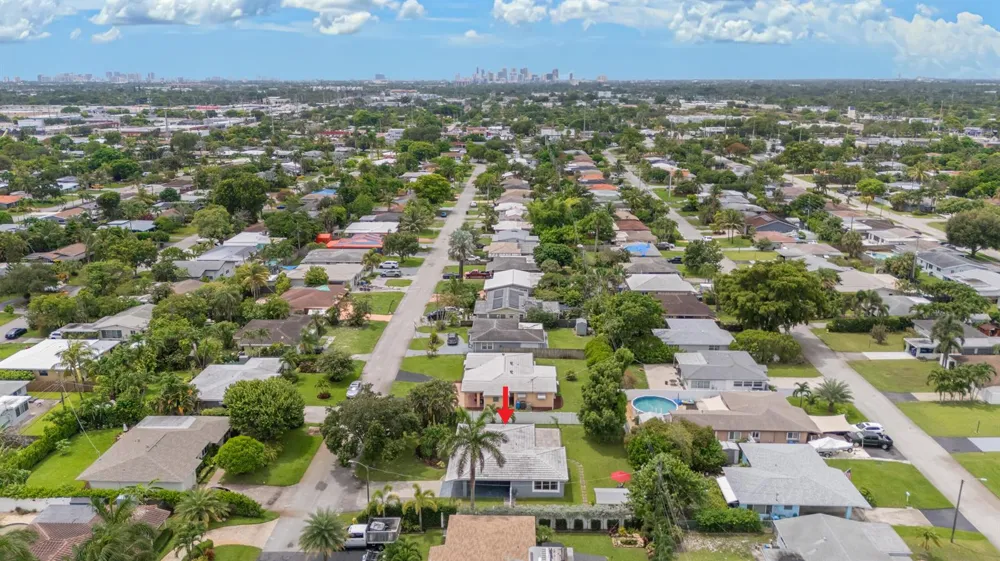 4761 NE 2ND TERRACE Oakland Park, FL 33334