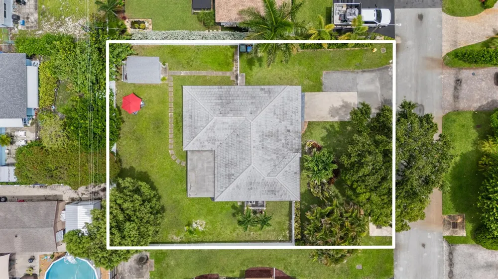 4761 NE 2ND TERRACE Oakland Park, FL 33334