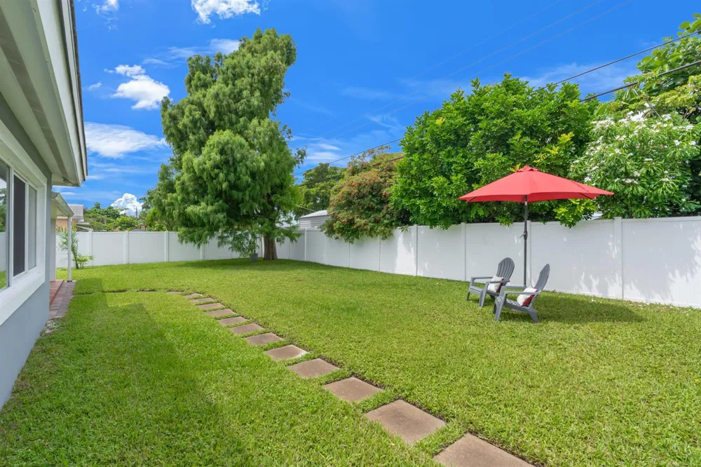 4761 NE 2ND TERRACE Oakland Park, FL 33334