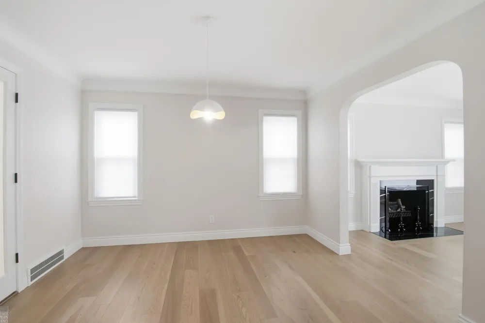 1342 Hollywood Avenue Grosse Pointe Woods City, MI 48236