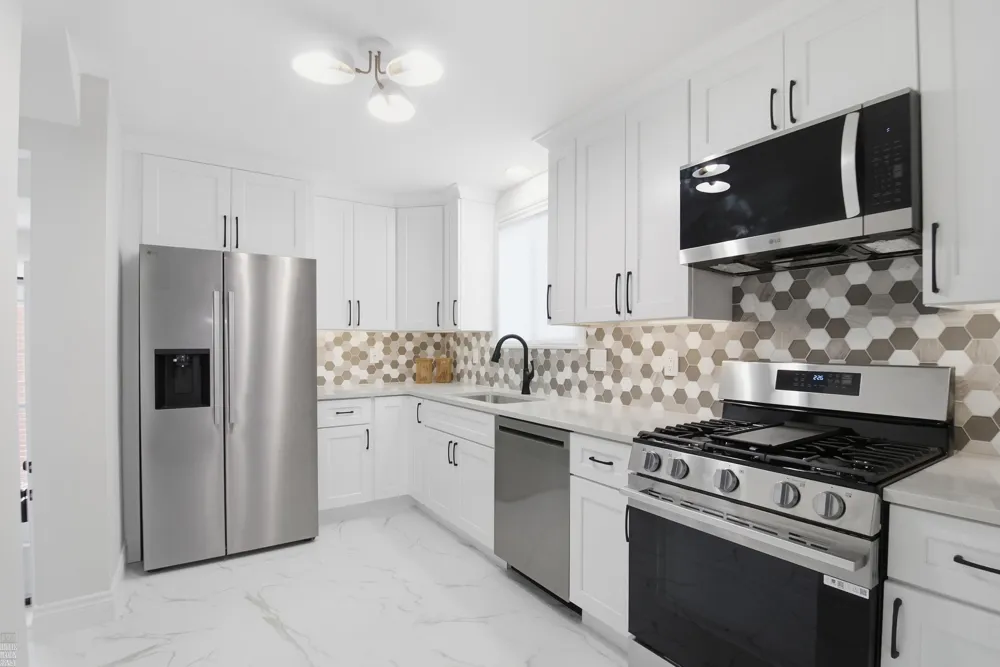 1342 Hollywood Avenue Grosse Pointe Woods City, MI 48236