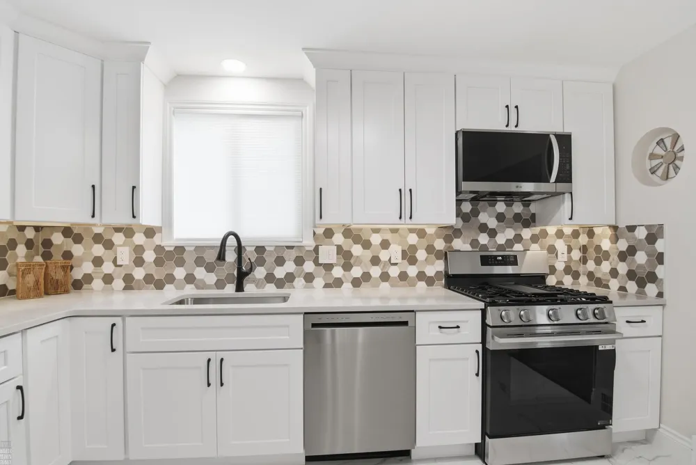 1342 Hollywood Avenue Grosse Pointe Woods City, MI 48236