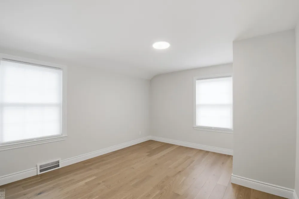 1342 Hollywood Avenue Grosse Pointe Woods City, MI 48236