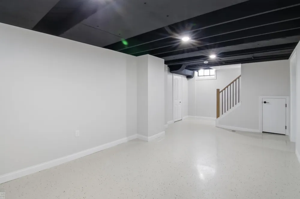 1342 Hollywood Avenue Grosse Pointe Woods City, MI 48236