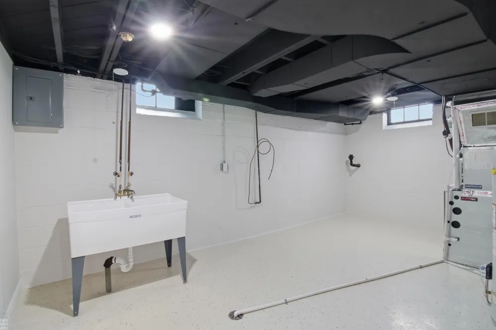 1342 Hollywood Avenue Grosse Pointe Woods City, MI 48236