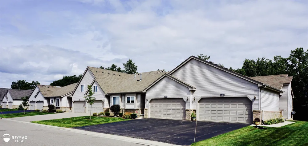 28001 Gregory Street Mundy Township, MI 48439