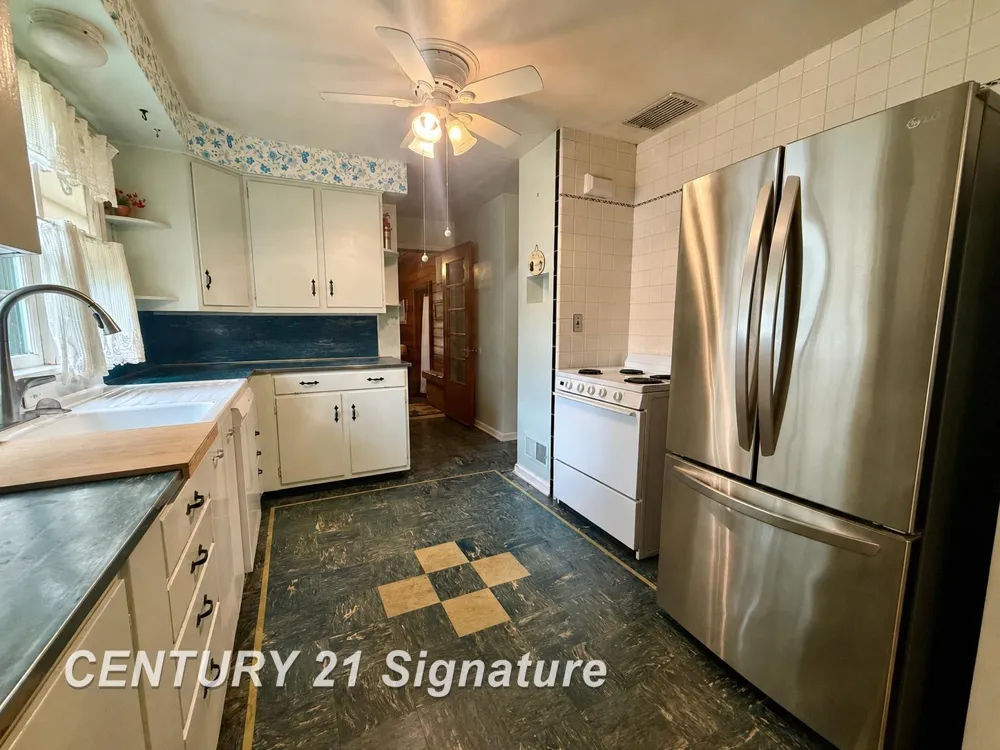 2116 Barnard Street Saginaw City, MI 48602