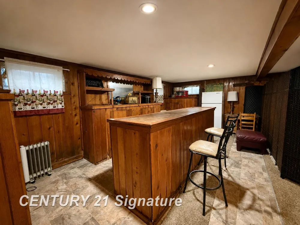 2116 Barnard Street Saginaw City, MI 48602