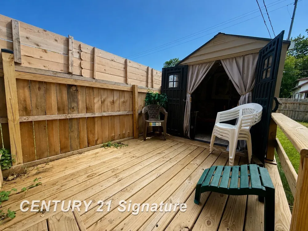 2116 Barnard Street Saginaw City, MI 48602