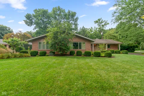 806 Briar Road