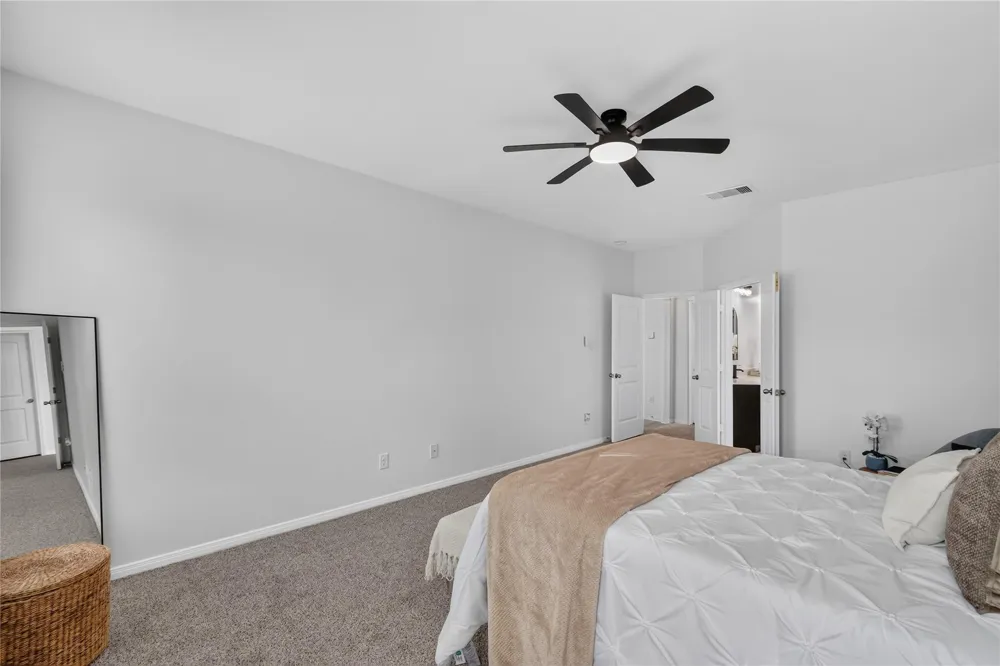 2207 Manchester Crossing Drive Fresno, TX 77545