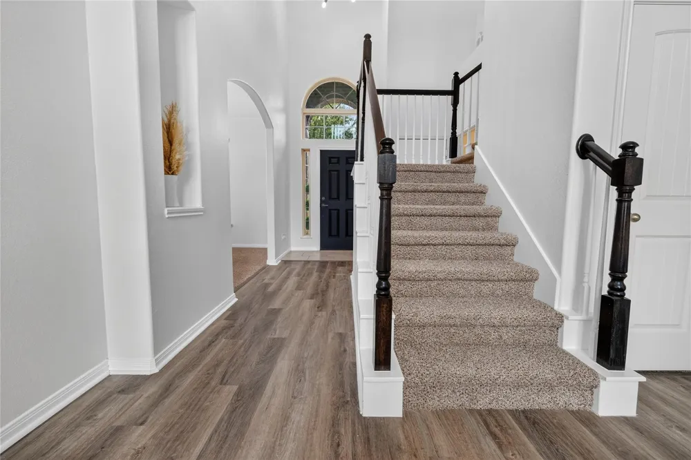 2207 Manchester Crossing Drive Fresno, TX 77545